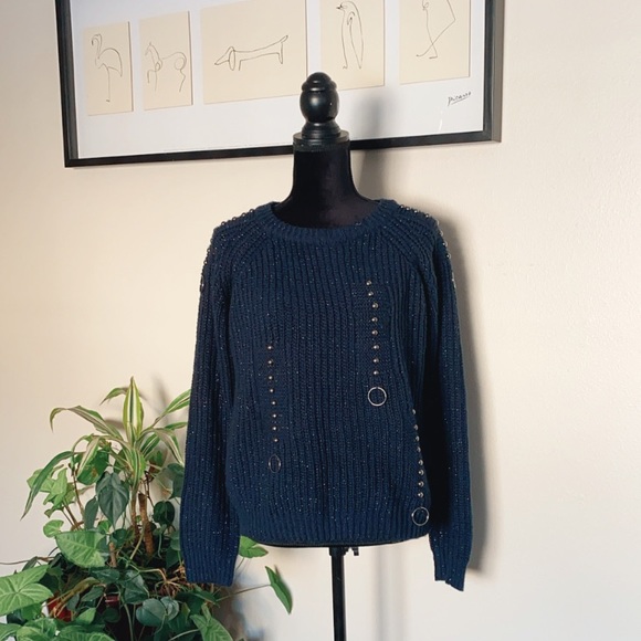 Smash! Crew Neck Sweater with studded details - Picture 5 of 7